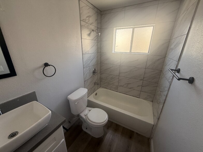 Building Photo - 5955 Main St