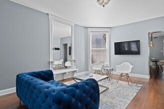 Building Photo - 2228 N Bissell St