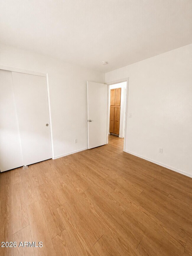 Building Photo - 25776 W Winslow Ave