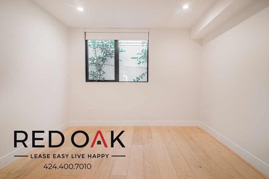 Building Photo - 1415 Reeves St