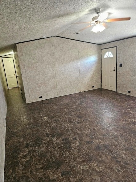 Building Photo - 675-5604 Corner