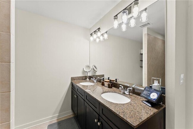 Building Photo - 1382 Stirling Cir NW
