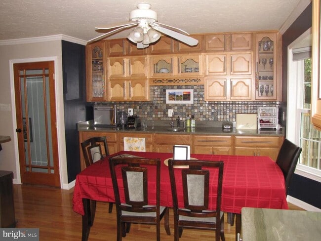 Building Photo - 9031 Blarney Stone Dr