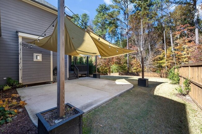 Building Photo - 460 Young Landing Ct