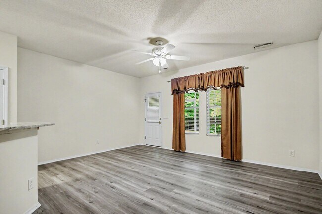 Building Photo - 113 Olde Towne Way