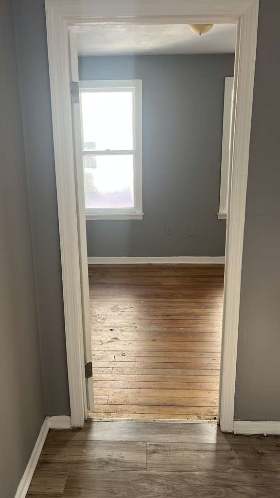 Building Photo - 13 Poplar Pl