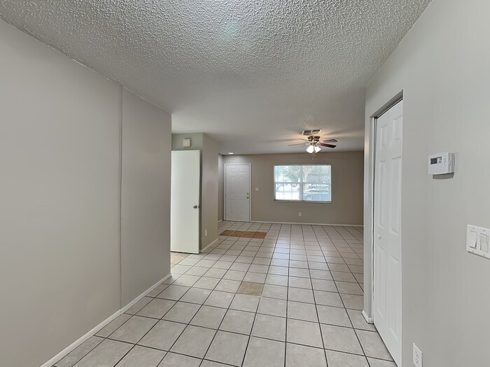 Building Photo - 107 Bayside Blvd