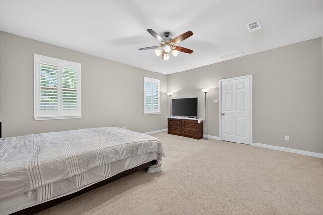 Building Photo - 2726 Tumlinson Dr