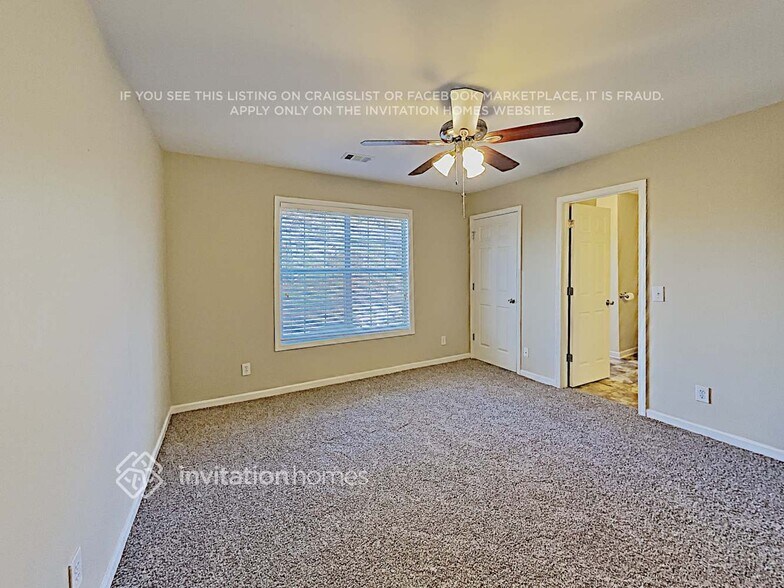 Building Photo - 2046 Arbor Forest Dr SW