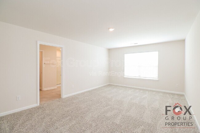 Building Photo - 132 Scotsway Ct
