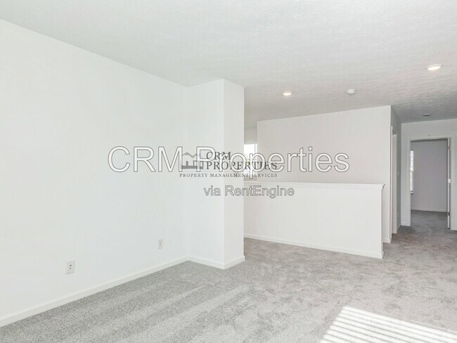 Building Photo - 3489 Briarwick Dr