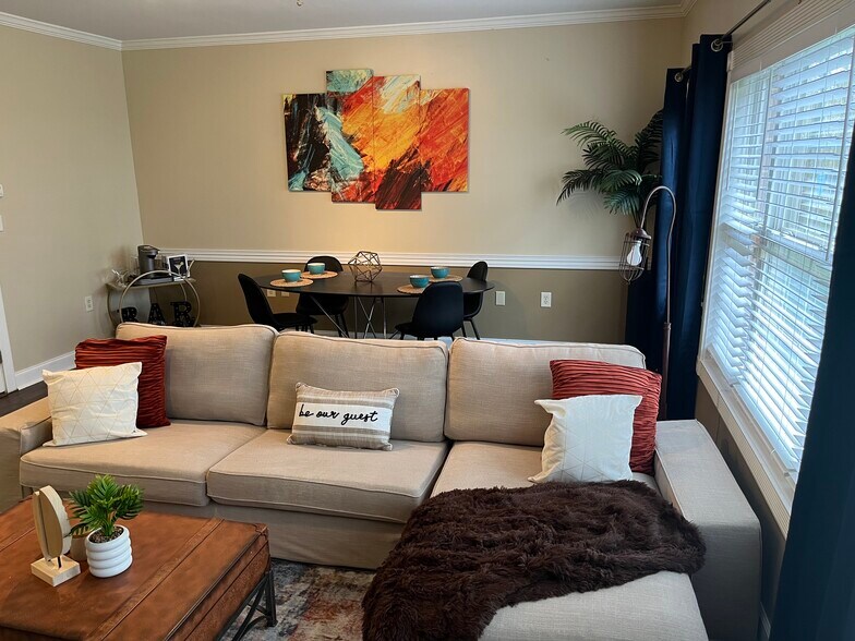 Living Room - 9155 Meadow Vista Rd