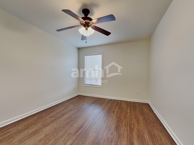 Building Photo - 3342 Hunt Crest Rd