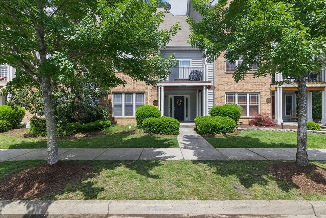 Primary Photo - 985 Hollymeade Cir