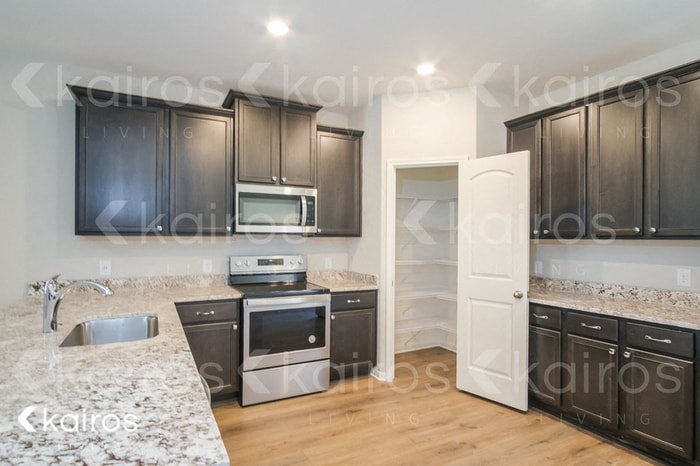 Building Photo - 117 Mount Vernon Way