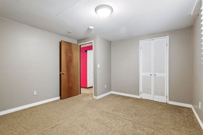 Building Photo - 1761 S Filbert Ct