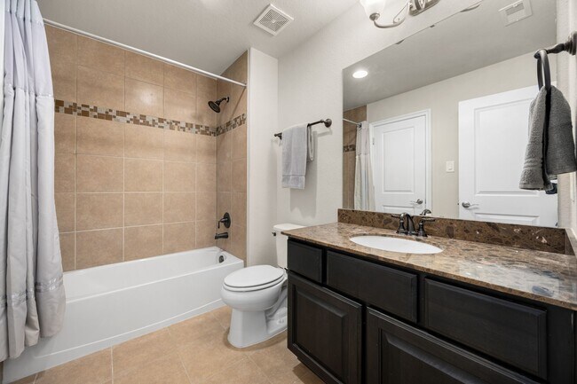 Building Photo - 10211 Camden Garden Ln