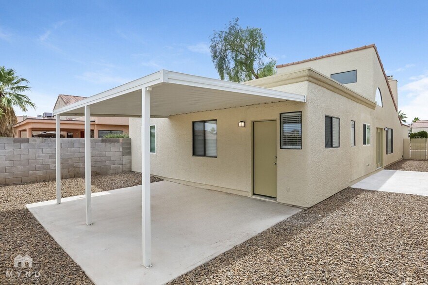 Building Photo - 317 Chastine St