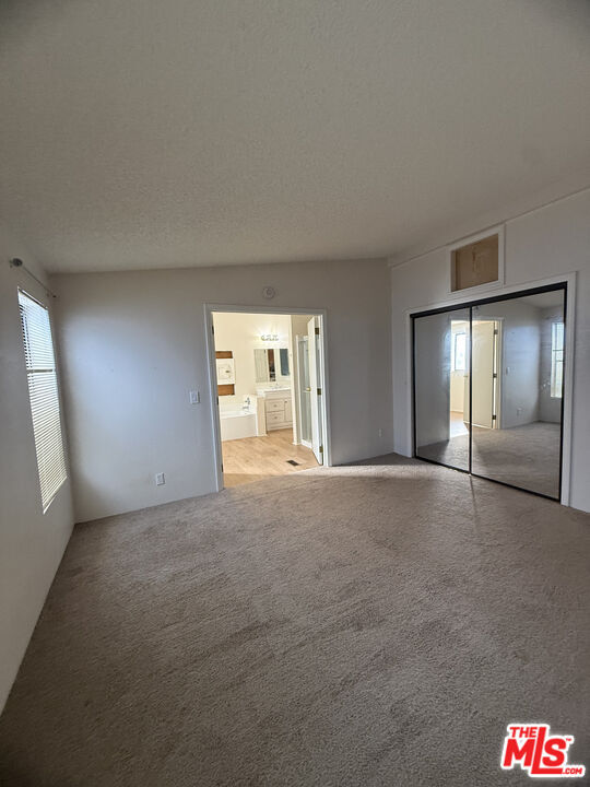 Building Photo - 3150 Stone Ave