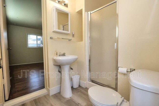 Building Photo - 1817 Vesta Way