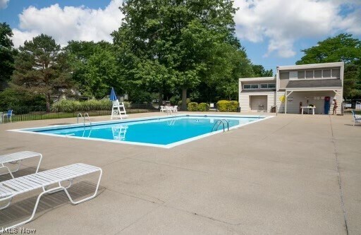 Building Photo - 2959 S Bay Dr