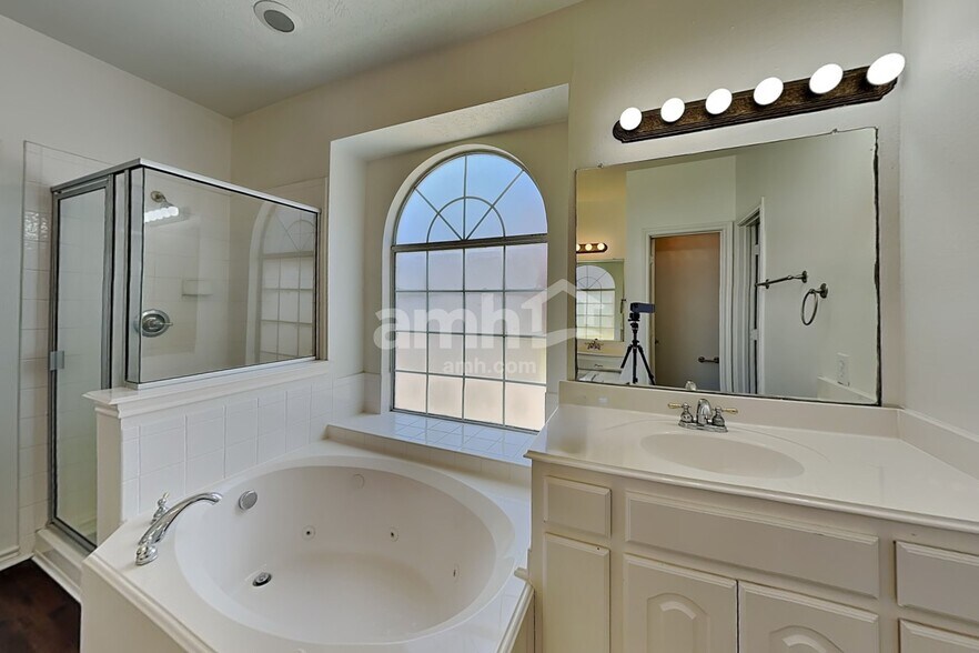 Building Photo - 5415 Carta Valley Ln