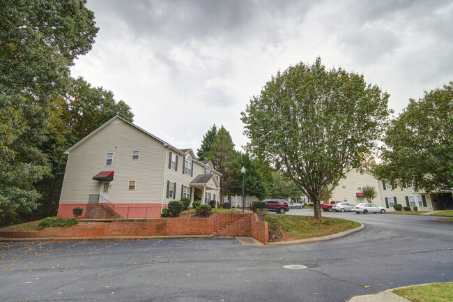 Building Photo - Sentry Pointe