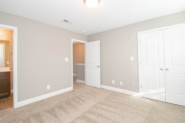 Building Photo - 325-G Landrum Place