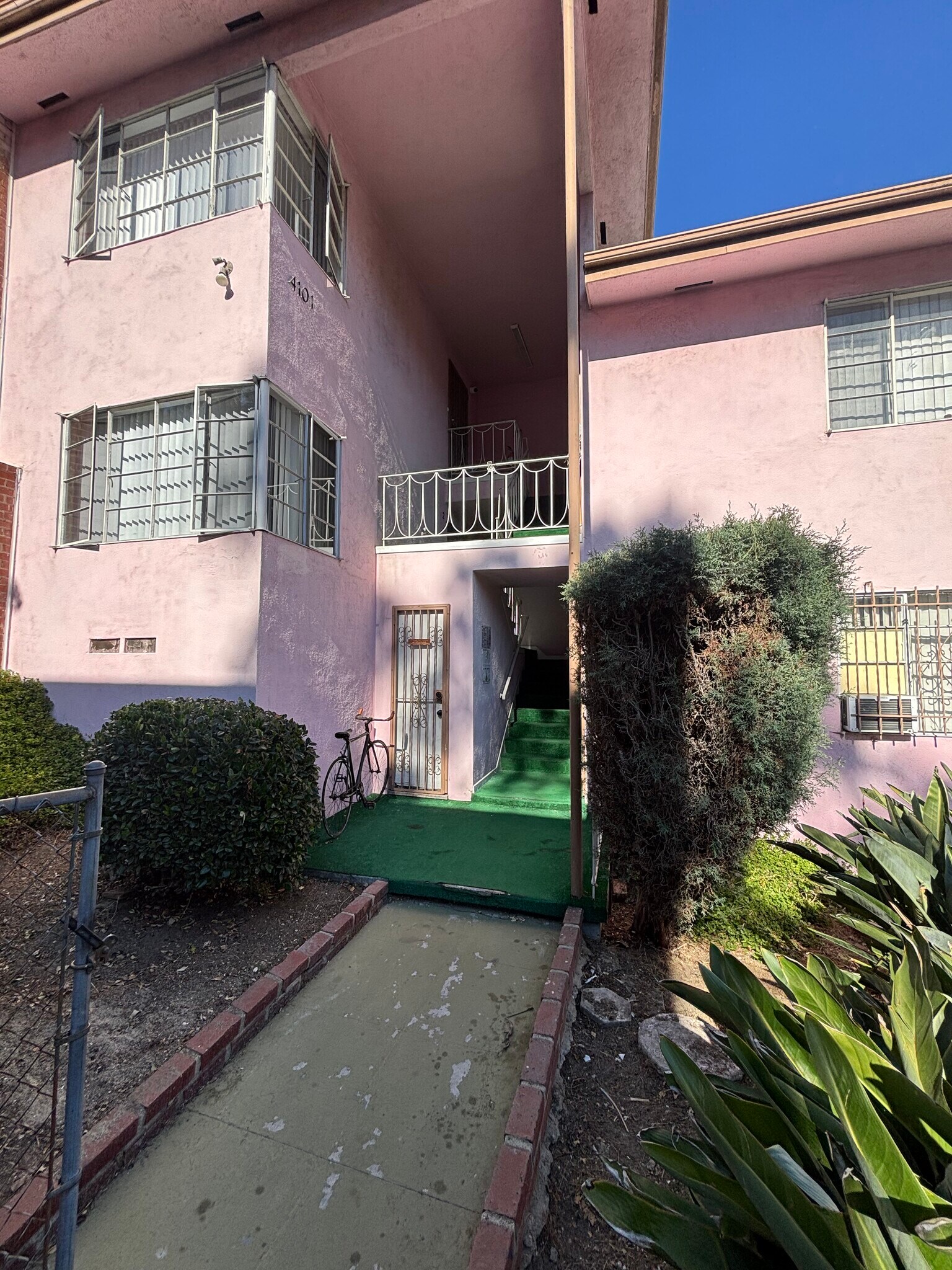 Building Photo - 4101 Don Tomaso Dr
