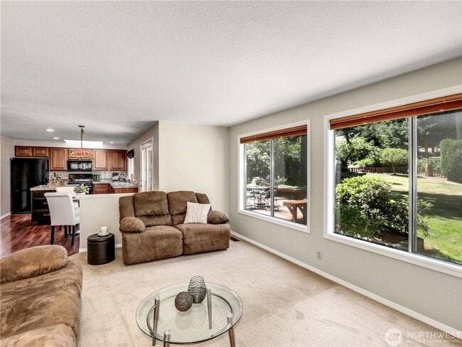 Building Photo - 3bd/2.5ba Woodinville House