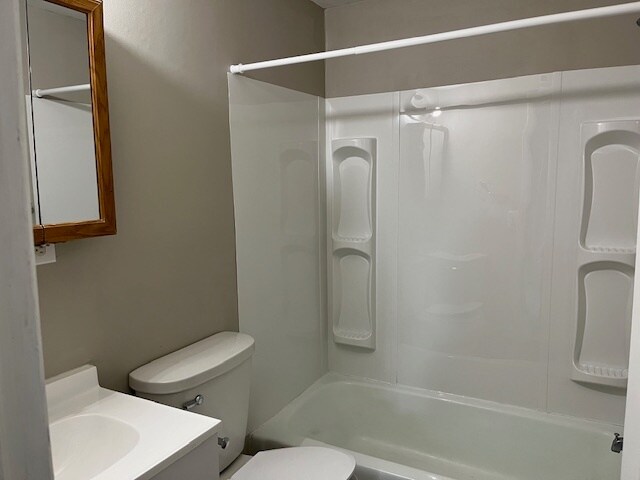 Building Photo - 25 Lee Dr