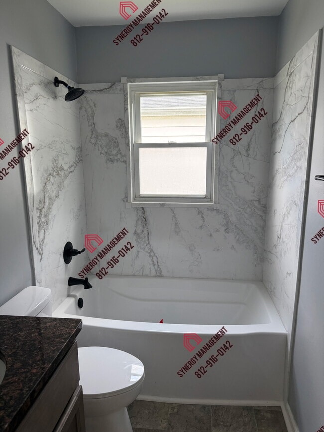 Building Photo - 1505 Jackson Ave