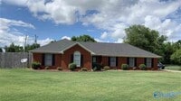 Building Photo - 101 Hickory Trail Dr