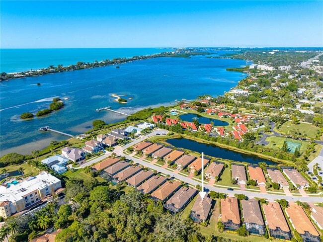 Building Photo - 3929 Waypoint Ave