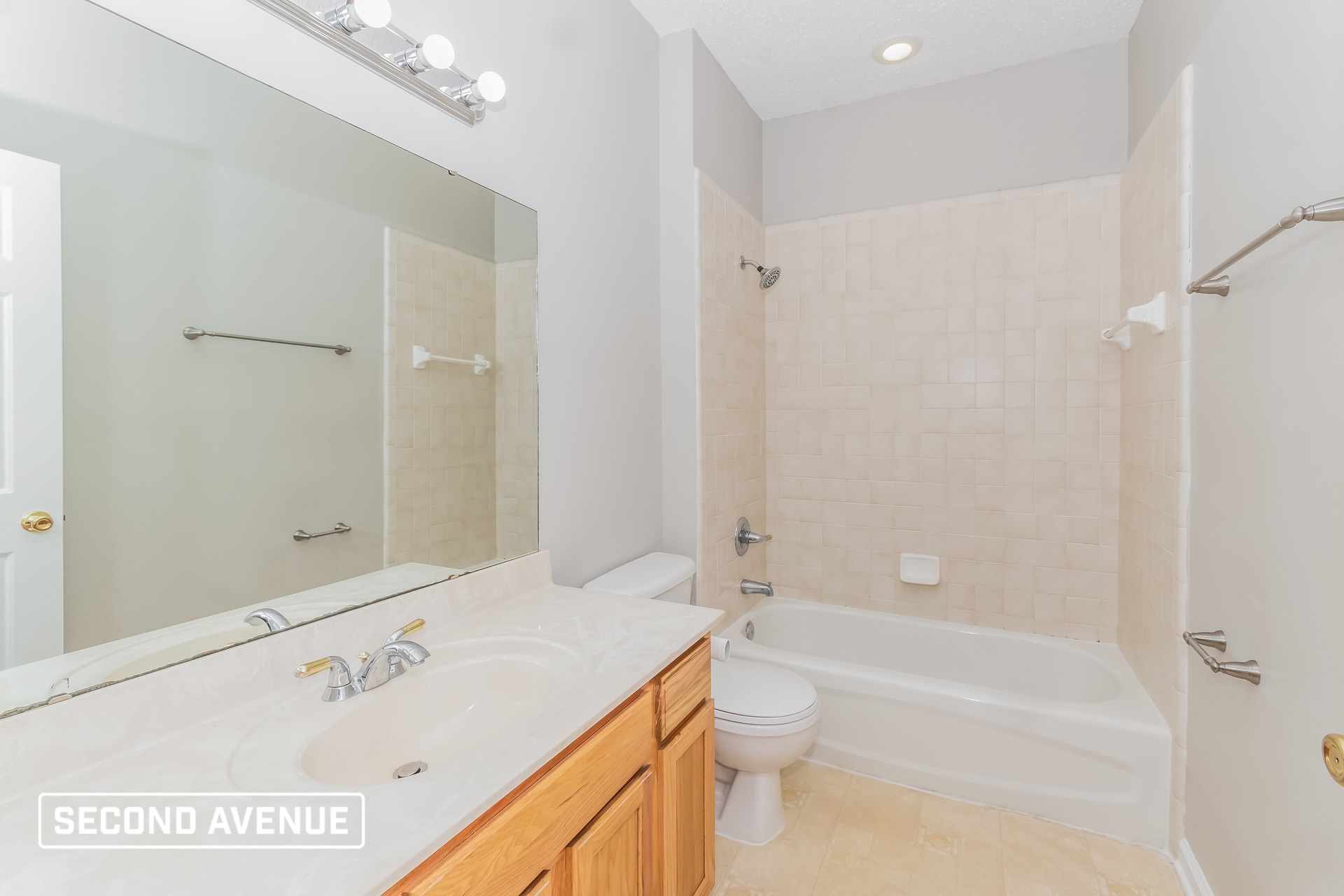 Building Photo - 549 Wakemont Dr