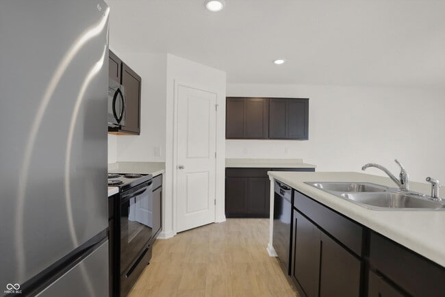 Building Photo - 1485 Pine Bark Ln