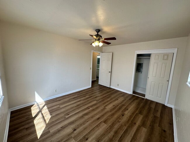 Building Photo - Versatile 3-bedroom, 1.5-bath Home Available in OKC!