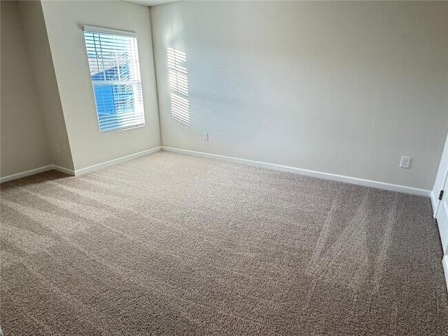 Building Photo - 121 Windover Wy