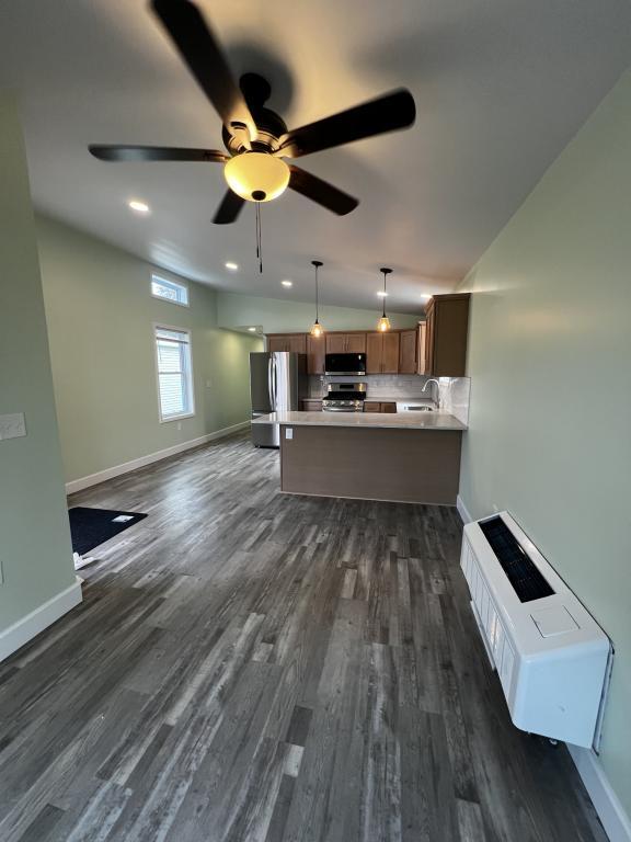 Building Photo - 6520 Ridge Rd