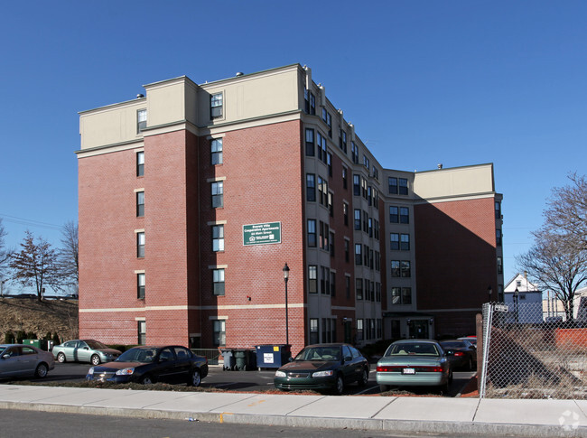 Primary Photo - Everett Villa Apartments