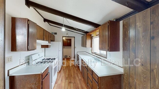 Building Photo - 417 Brent Ln