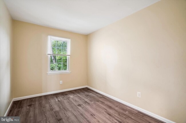 Building Photo - 2970 Schubert Dr