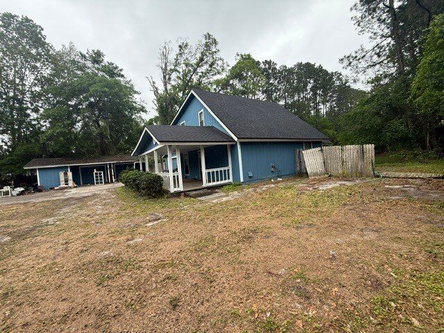 Building Photo - 302 Bernard Rd