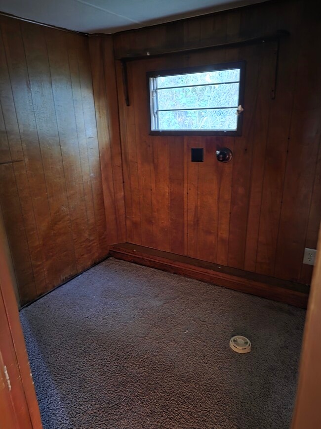Primary Photo - 4532 Ardmore Ave
