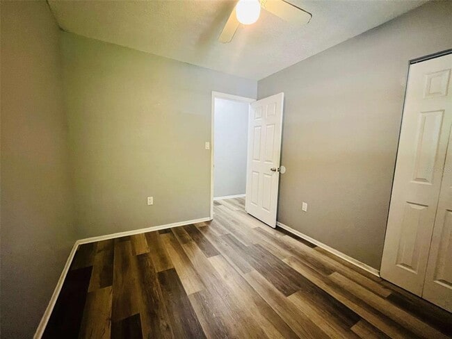 Building Photo - 1223 Ave L