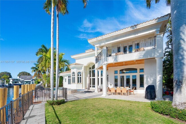 Building Photo - 4900 Sanctuary Ln