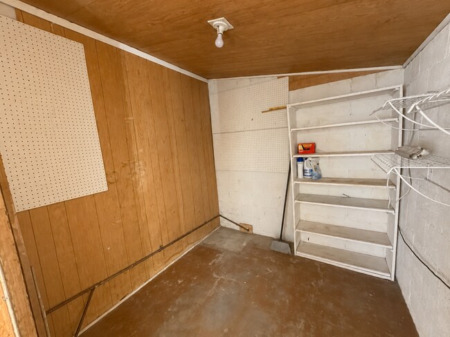 Building Photo - Charming 4 bedroom, near NMSU
