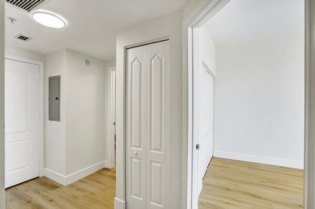 Building Photo - 110 N Federal Hwy