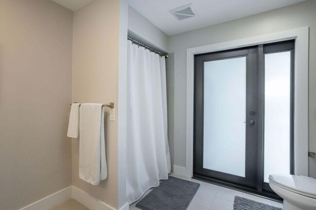 Building Photo - 2903 Banyan Blvd Cir NW