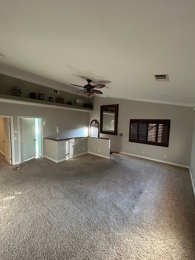 Building Photo - 7704 Lotus Cir